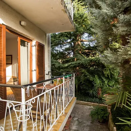 Appartement One-bedroom In Vii *